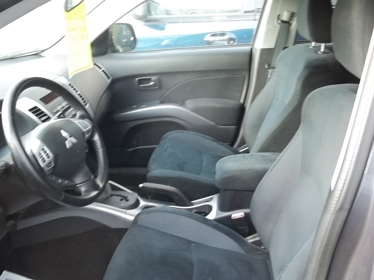 Used 2008 Mitsubishi Outlander LS FWD image 5