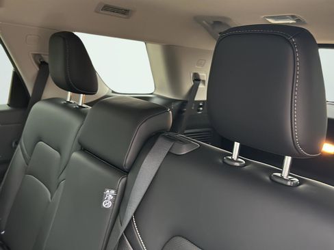 New 2026 Nissan Pathfinder SL AWD/4WD image 29