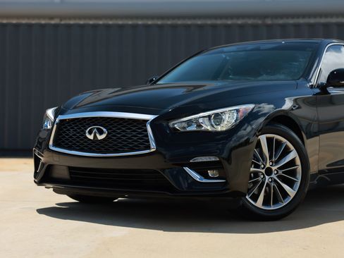 Used 2023 INFINITI Q50 Luxe w/ Cargo Package RWD image 24