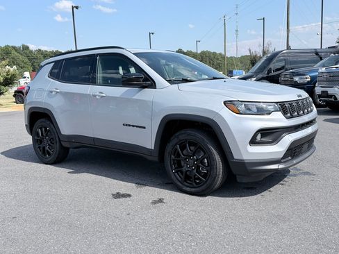 New 2026 Jeep Compass Latitude AWD/4WD image 2
