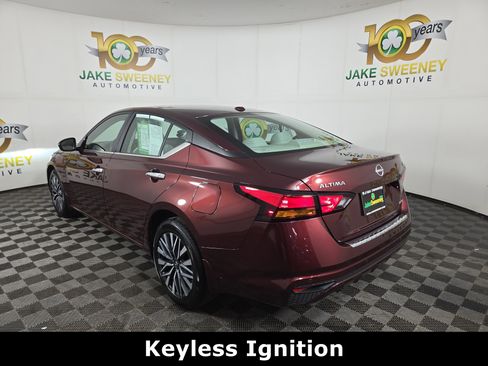Used 2023 Nissan Altima 2.5 SV image 6