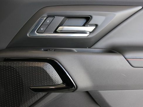 Used 2025 Chevrolet Silverado EV RST image 34