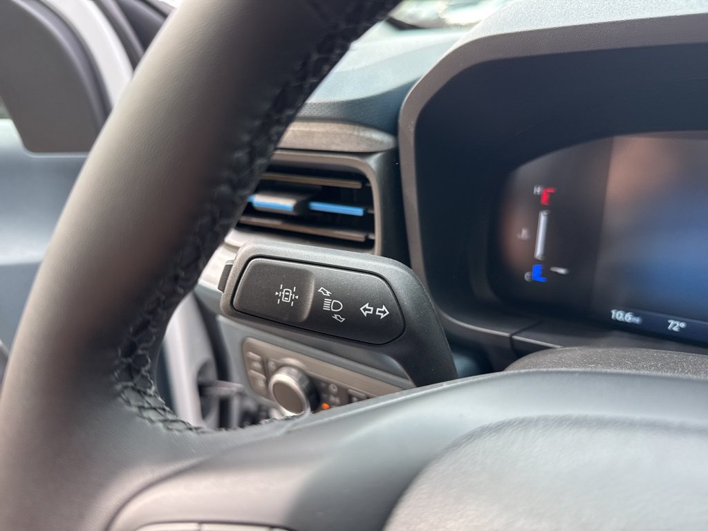 New 2025 Ford Maverick XLT w/ XLT Luxury Package FWD image 22
