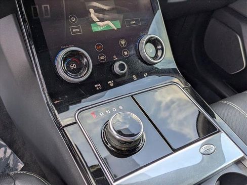 Used 2019 Land Rover Range Rover Velar R-Dynamic SE image 14