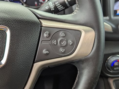 Used 2023 GMC Terrain Denali w/ Denali Premium Package image 34