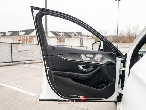 Used 2021 Mercedes-Benz E 350 Sedan w/ Premium Package image 41