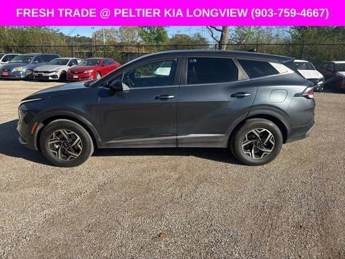 Used 2024 Kia Sportage LX image 3