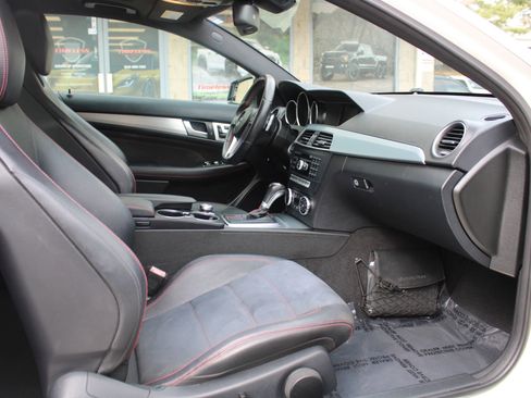 Used 2015 Mercedes-Benz C 250 Coupe w/ Sport Package image 16