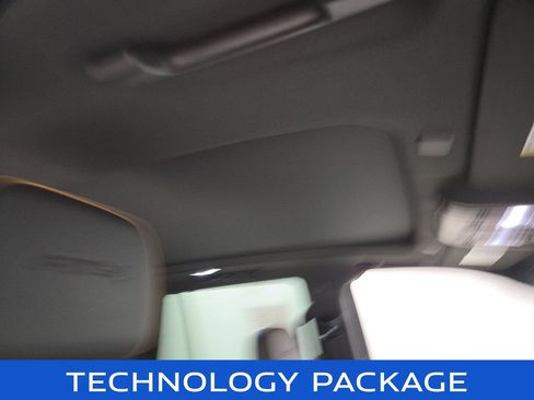 Used 2023 GMC Yukon AT4 AWD/4WD image 13