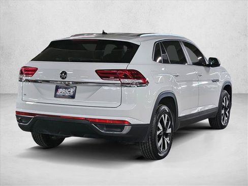 Used 2023 Volkswagen Atlas Cross Sport SE FWD image 5