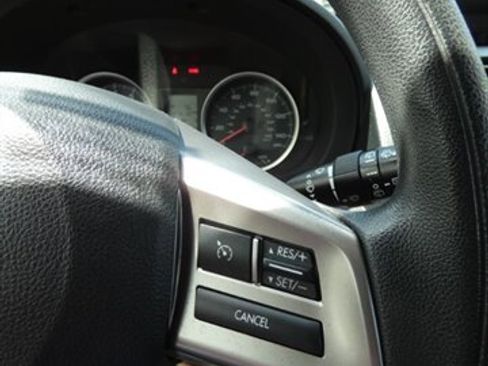 Used 2014 Subaru Crosstrek 2.0i Premium image 26