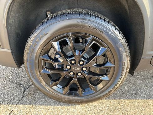 New 2026 Chevrolet Traverse LT w/ Midnight/Sport Edition AWD/4WD image 31