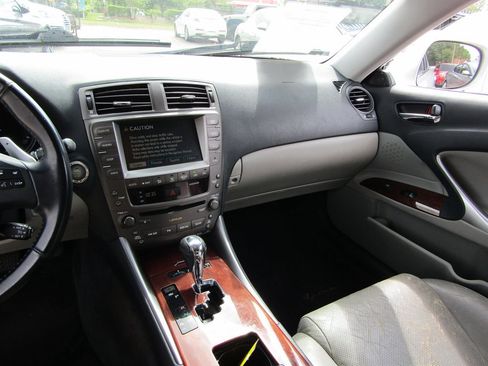 Used 2007 Lexus IS 250 image 11