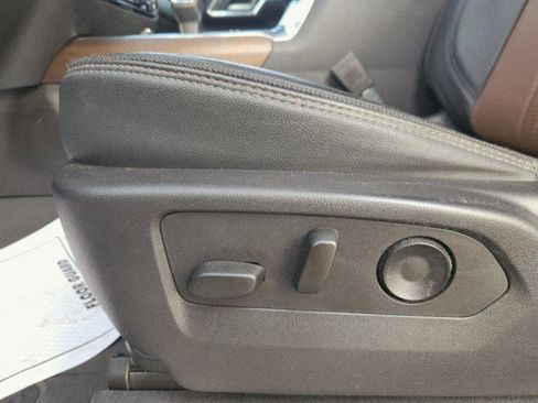 Used 2023 Chevrolet Silverado 1500 High Country w/ High Country Premium Package image 39