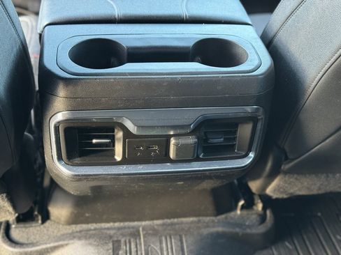 Used 2022 GMC Sierra 2500 SLT w/ SLT Premium Package image 24