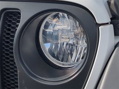 Used 2021 Jeep Wrangler Unlimited Sport image 7