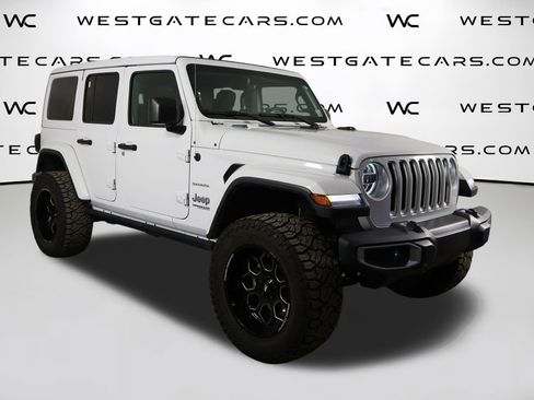 Used 2019 Jeep Wrangler Unlimited Sahara image 42