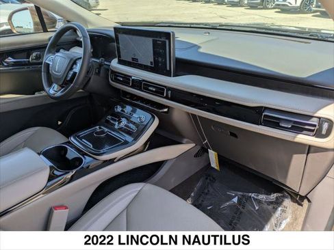 Certified 2022 Lincoln Nautilus Reserve w/ Equipment Group 201A AWD/4WD image 24