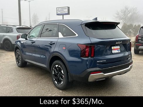 New 2026 Kia Sorento S image 3