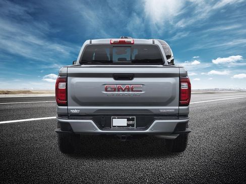 Used 2025 GMC Canyon Elevation w/ Convenience Package RWD image 16
