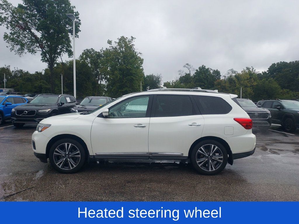 Used 2020 Nissan Pathfinder Platinum AWD/4WD image 4