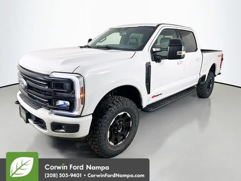 Used 2026 Ford F250 Platinum w/ Tremor Off-Road Package AWD/4WD image 3