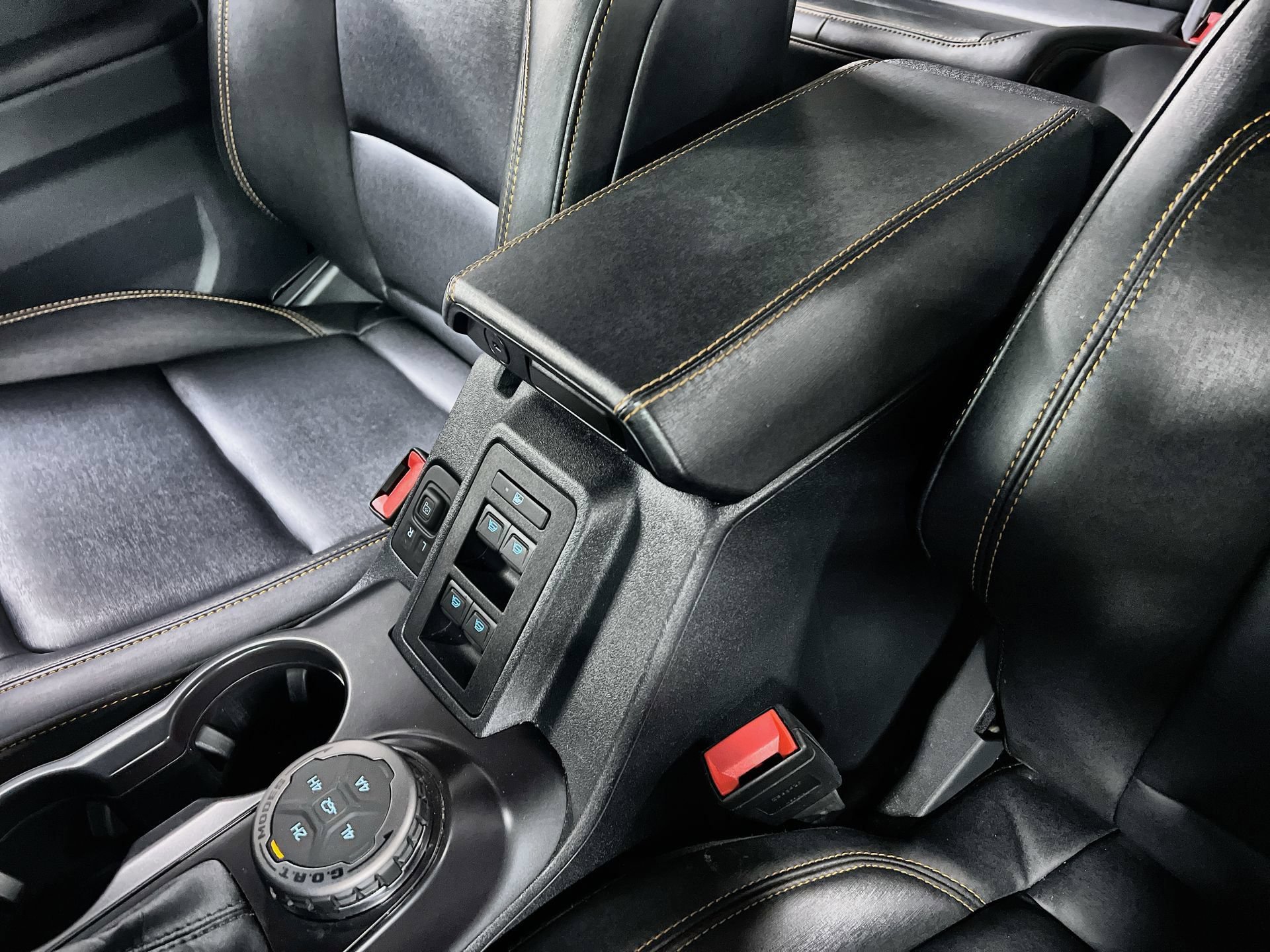 Used 2024 Ford Bronco Badlands AWD/4WD image 38