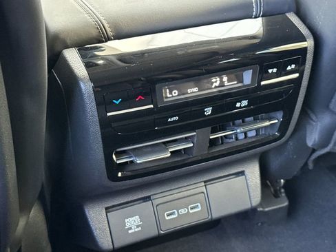 Certified 2023 Acura MDX FWD w/ Technology Package image 17