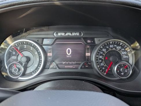 Used 2022 RAM 1500 Laramie AWD/4WD image 29