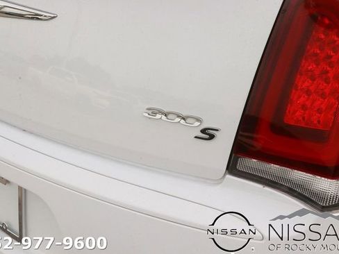 Used 2020 Chrysler 300 S RWD image 7