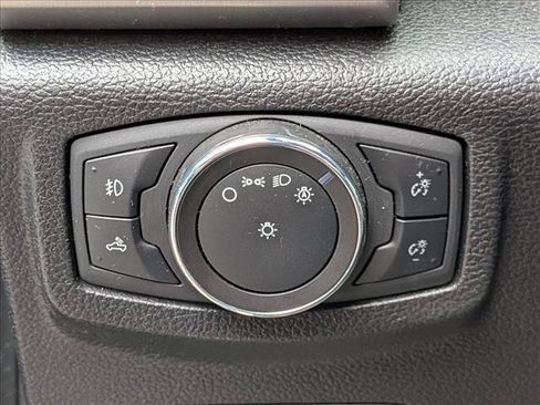 Used 2018 Ford F150 Platinum w/ Equipment Group 701A Luxury AWD/4WD image 17