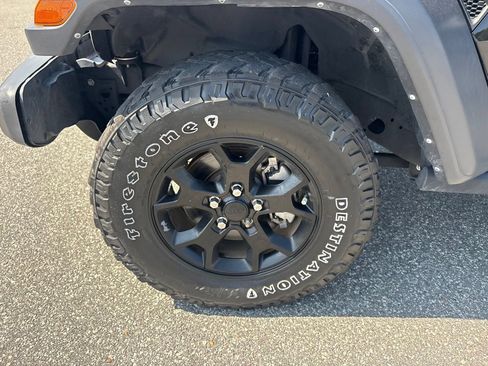 Used 2022 Jeep Wrangler Unlimited Sport AWD/4WD image 12