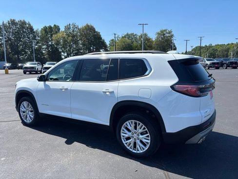 Used 2026 GMC Acadia Elevation w/ Elevation Premium Package FWD image 5