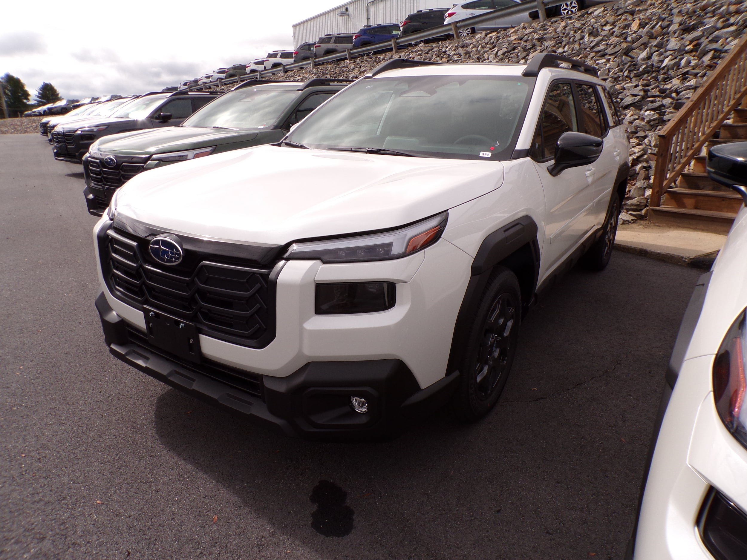 New 2026 Subaru Outback Premium AWD/4WD image 1