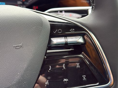 New 2026 Cadillac Optiq Luxury 2 image 16