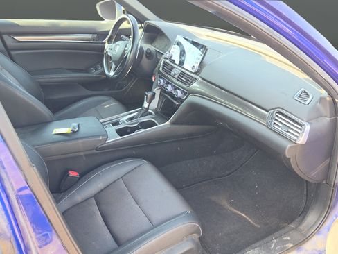 Used 2019 Honda Accord Sport image 12