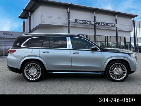 Certified 2025 Mercedes-Benz Maybach GLS 600 4MATIC image 2