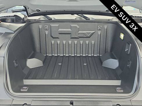 Used 2025 GMC Hummer EV 3X AWD/4WD image 13