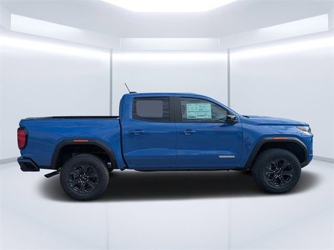 New 2025 GMC Canyon Elevation image 3