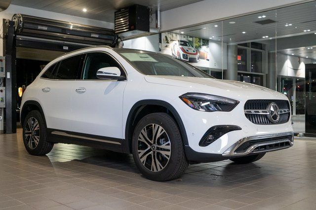 Used 2026 Mercedes-Benz GLA 250 4MATIC image 1