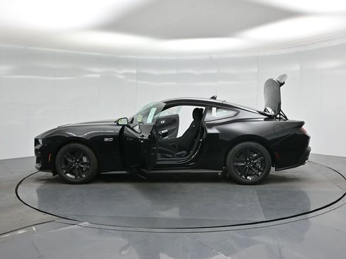 New 2026 Ford Mustang GT image 28