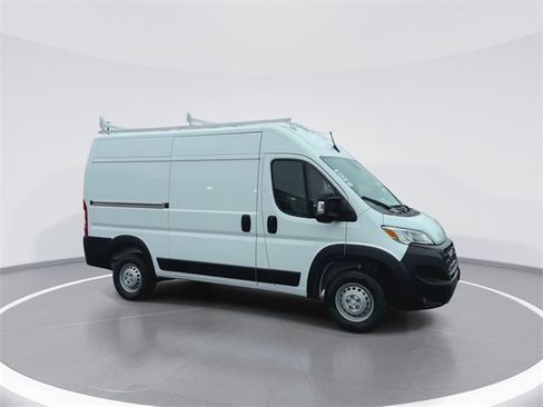 New 2026 RAM ProMaster 2500 w/ Convenience Group image 2