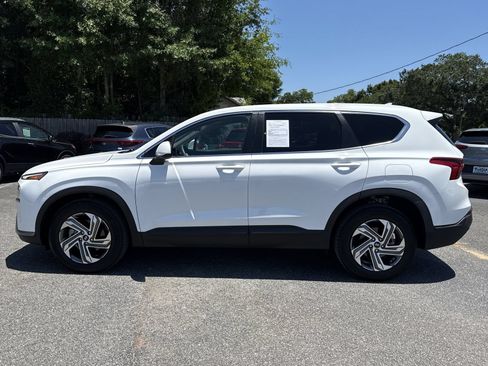 Used 2023 Hyundai Santa Fe SE FWD image 2