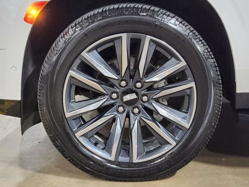 Used 2021 Cadillac Escalade ESV Sport AWD/4WD image 28
