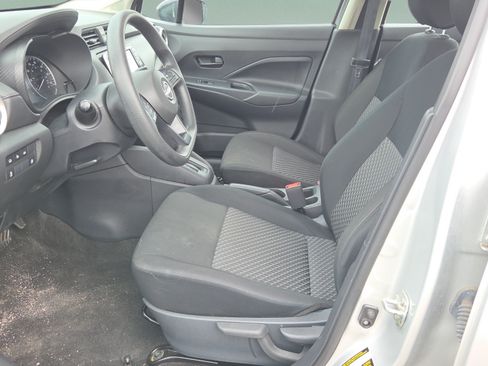 Used 2024 Nissan Versa S w/ S Plus Package FWD image 9
