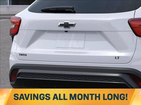 New 2026 Chevrolet Trax LT w/ Driver Confidence Package FWD image 14