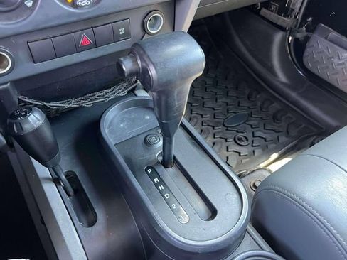 Used 2009 Jeep Wrangler X AWD/4WD image 28