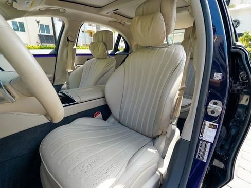 Used 2023 Mercedes-Benz S 500 4MATIC w/ AMG Line image 56