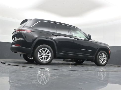 New 2025 Jeep Grand Cherokee Laredo X w/ Luxury Tech Group I image 37