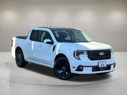 New 2025 Ford Maverick Lobo